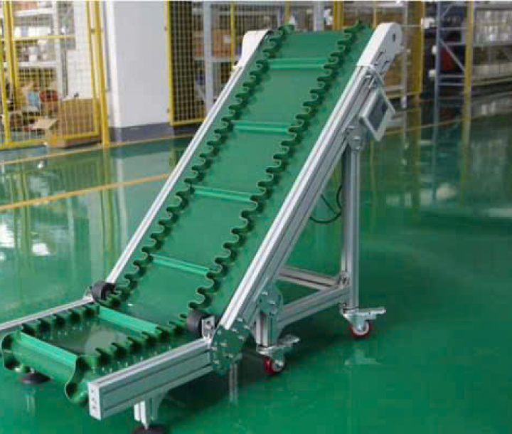 Băng tải vách ngăn PVC xanh