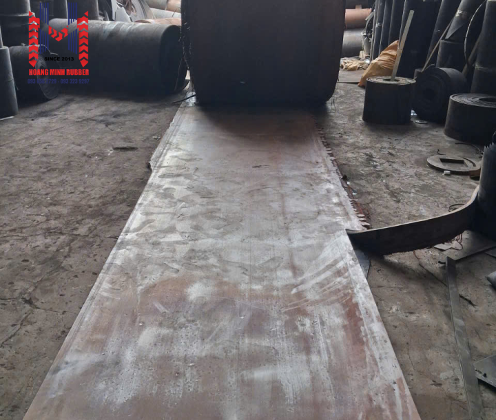 Băng Tải Cao Su Bố Vải (Chuyên tải xi măng, cát đá, vật liệu nặng)